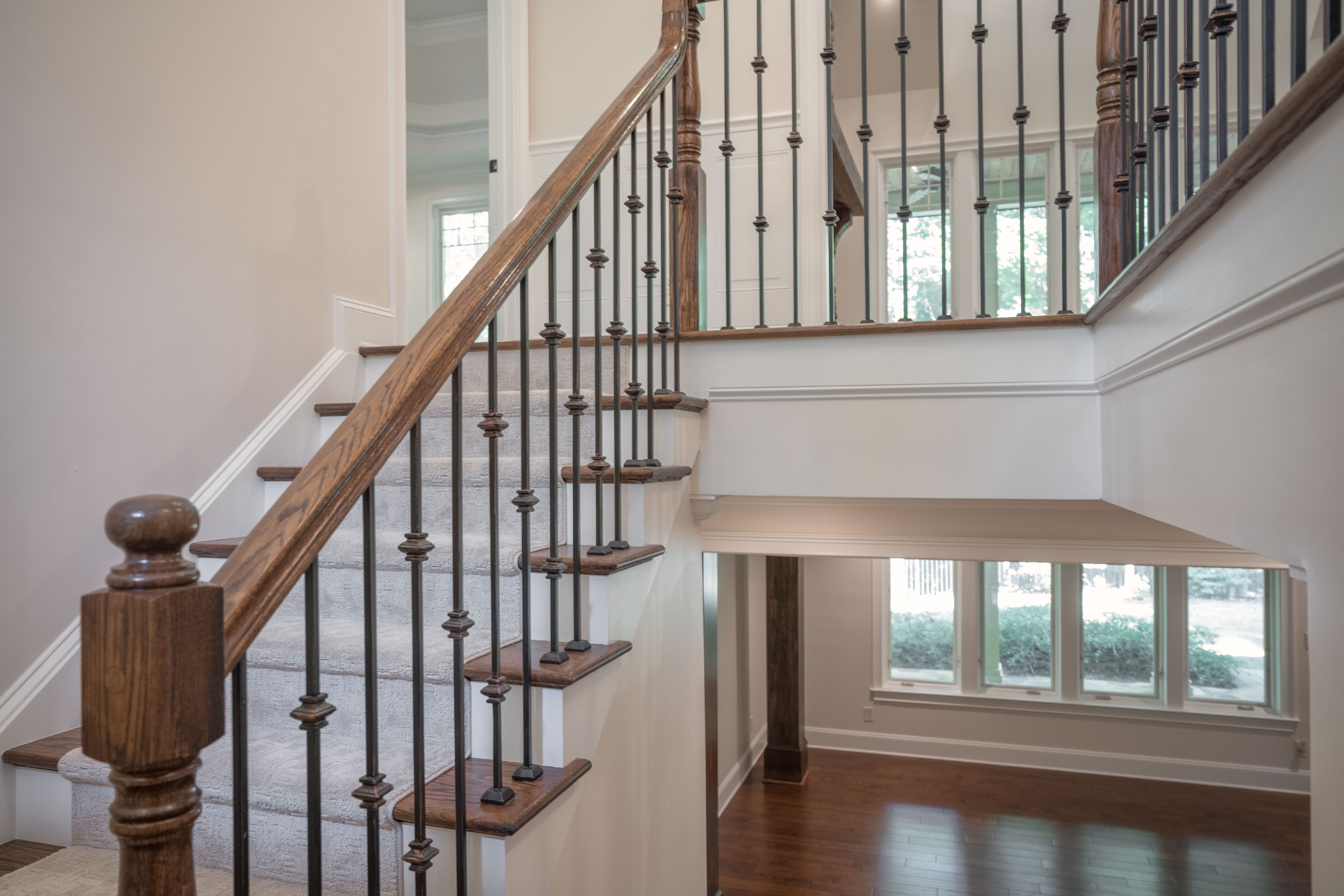 1001 Walton Way image 43